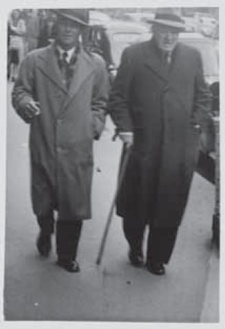 Two men of the Australian art world: Sydney artist James R. Jackson and Melbourne gallery owner W. R. Sedon photographed in Melbourne in 1956. Letters & snapshots by J. R. Jackson, Sedon Gallery Papers, PA 01/134. [photograph]